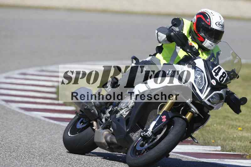 /01 02.04.2026 MAZ ADR/Gruppe gelb Gruppe gruen/48